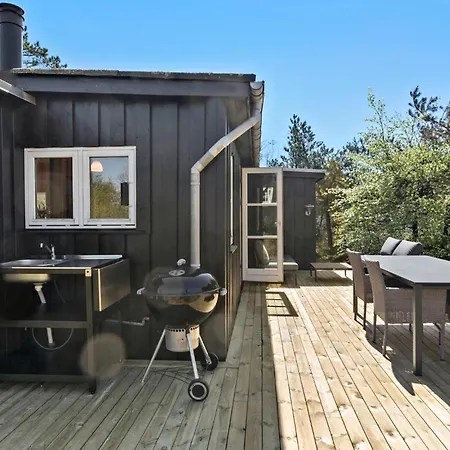Beautiful In With House Sea View