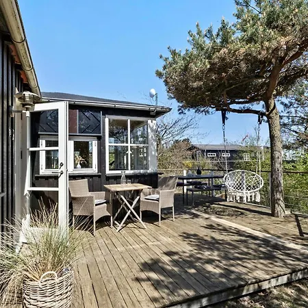 Holiday home Beautiful In With House Sea View