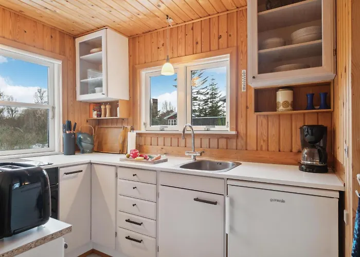 Holiday home 3 Bedroom Beautiful In